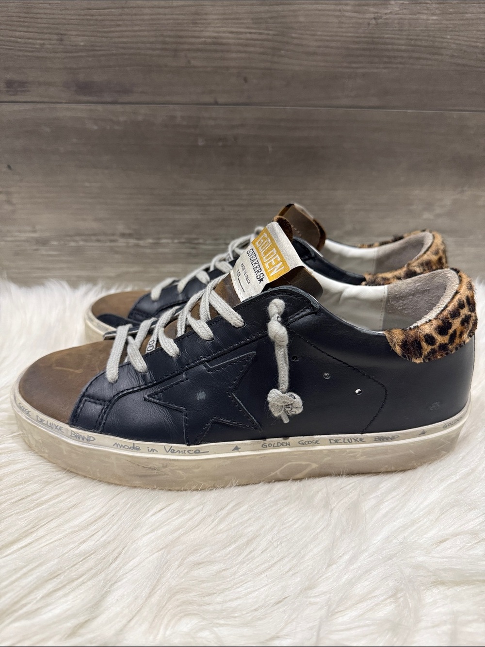 GOLDEN GOOSE Hi Star Platform Sneakers - Picture 8 of 16